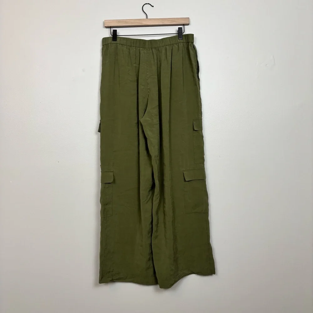 Madewell Pants Womens Medium Green Pull-On Wide-Leg Cargo in Softdrape - Picture 4 of 10